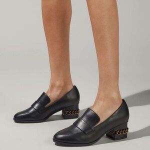 Elegant Black Loafers with Chain Detail